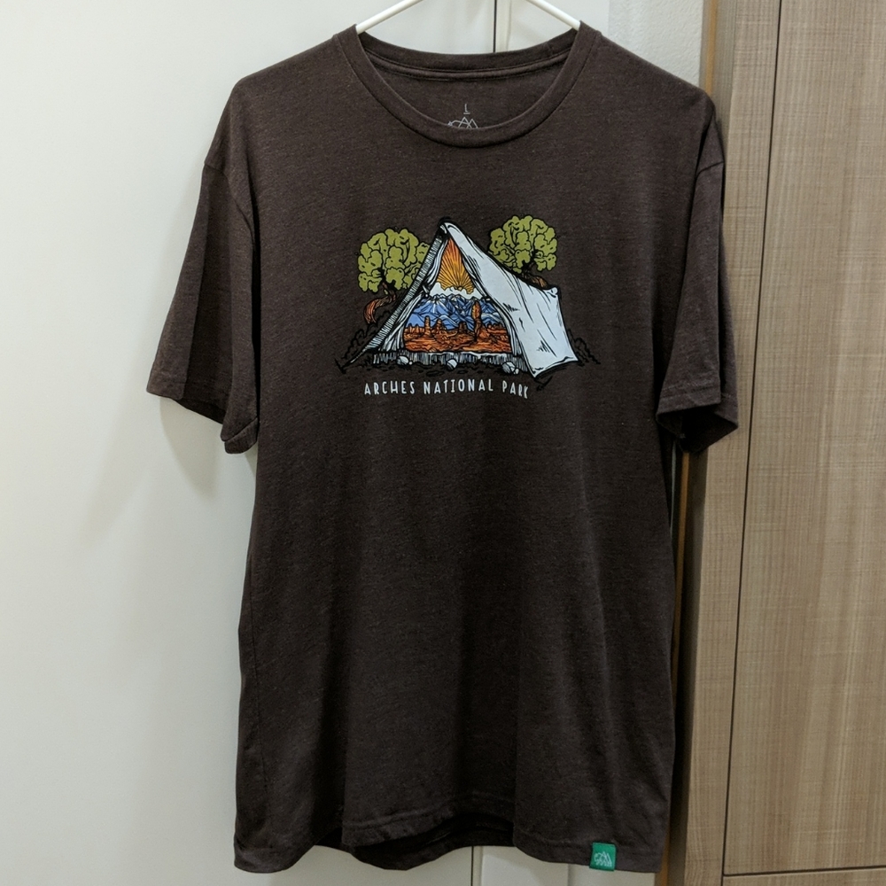 Wild Tribute Arches National Park T-shirt